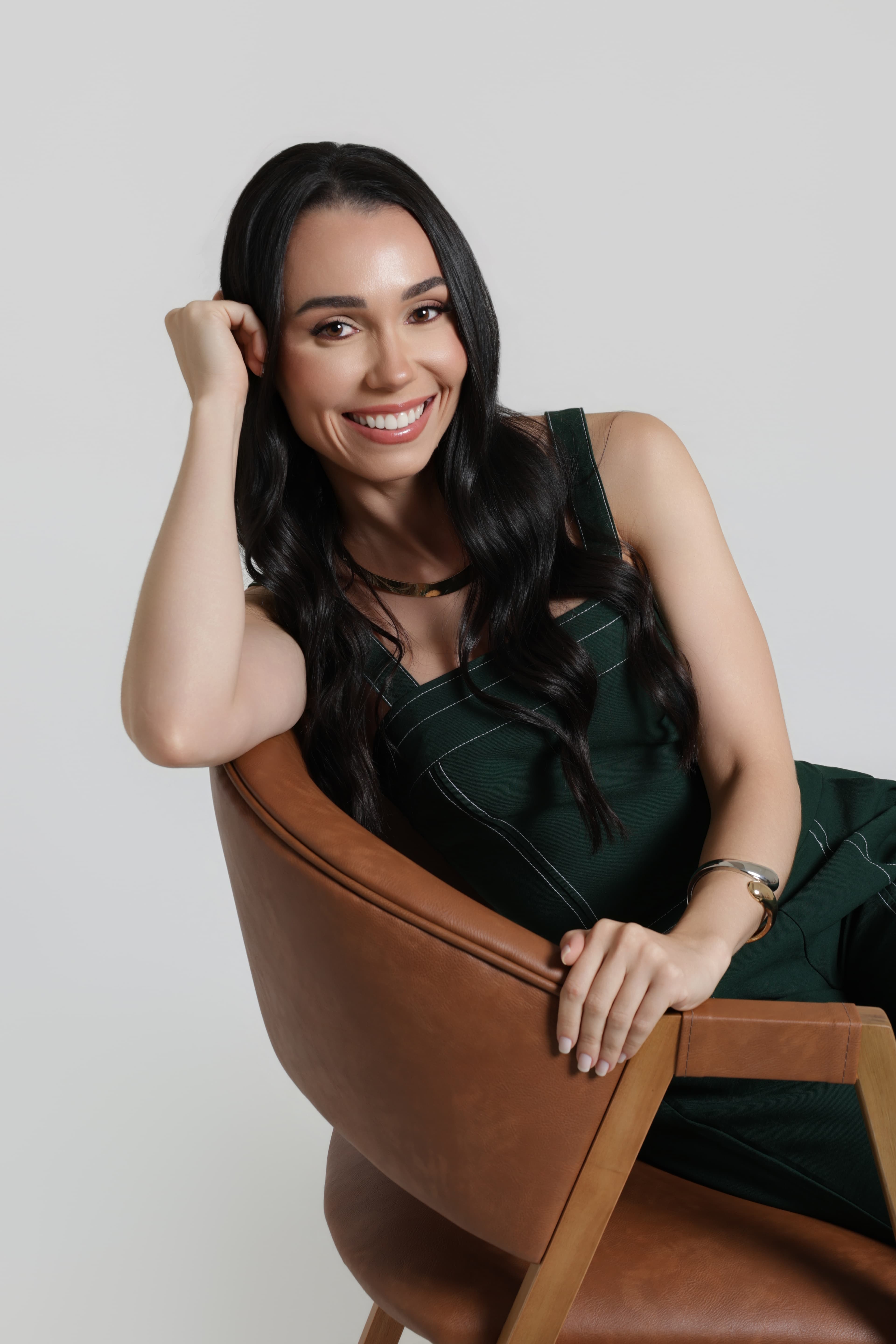Dra. Vanessa Rodrigues sorrindo